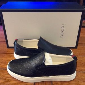 Brand New Men’s Black Gucci Sneakers
